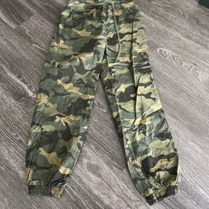 Women’s Pants